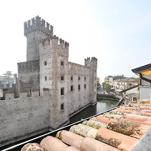 https://sunset-apartment-home-terrace.it-lombardy.com
