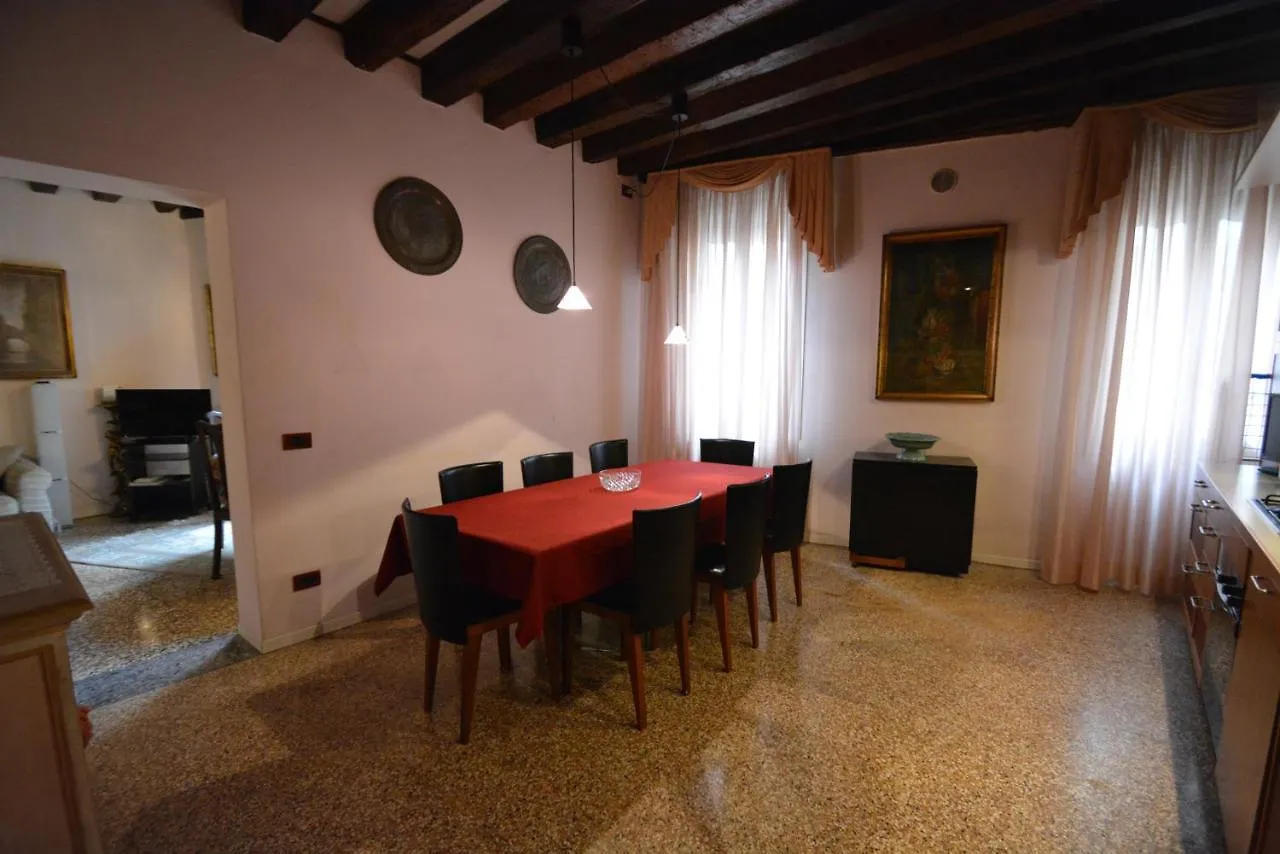 Ve.N.I.Ce. Cera Casa Del Sol Apartment Venice